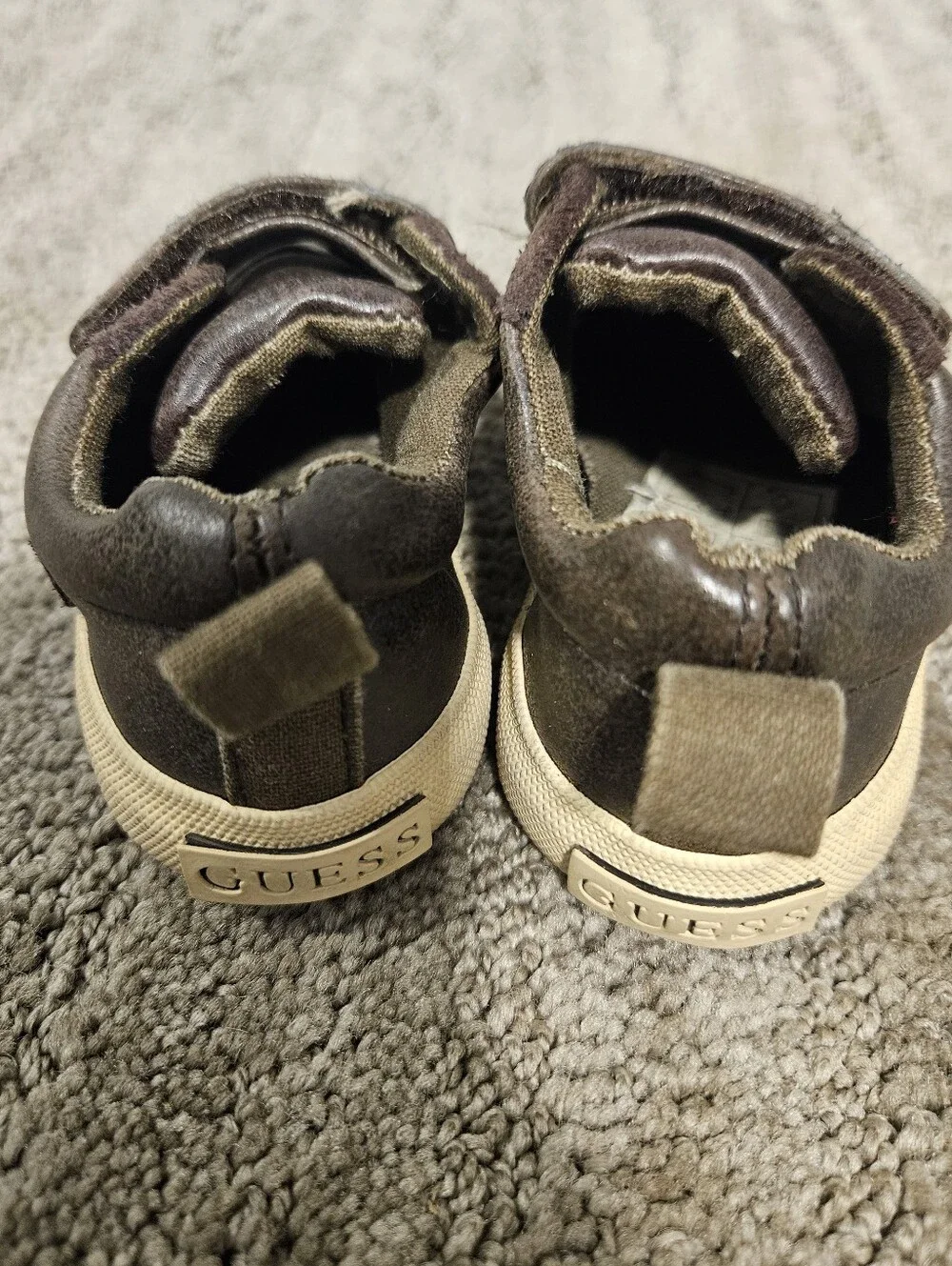 Todder GUESS brown velcro sneakers size 5c